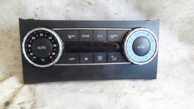 Блок управління кондиціонером A2049006608 MERCEDES