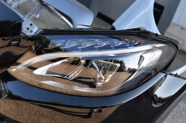 Основна фара в зборі ліва A2058202961 MERCEDES