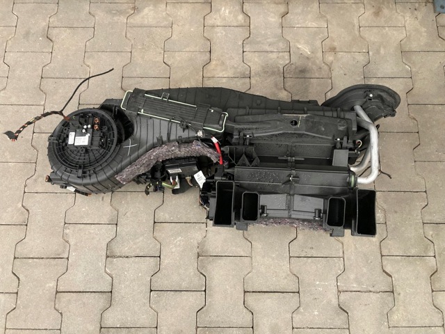 Електричний обігрівач повітря A2058308500 MERCEDES