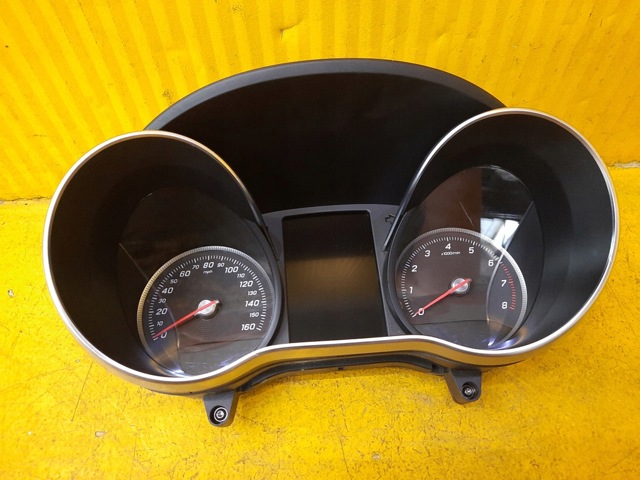 Панель приладів A2059003627 MERCEDES