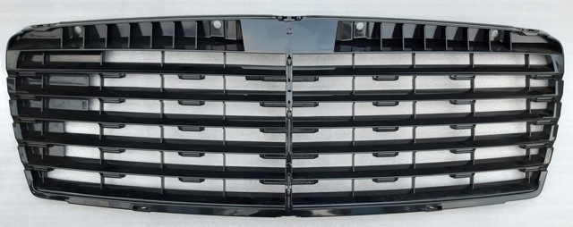 Решітка A2108880123 MERCEDES