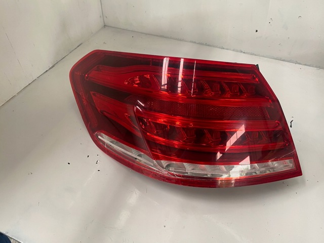 Ліхтар задній A2129068702 MERCEDES