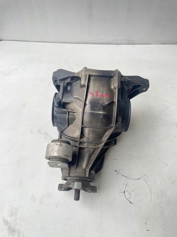 Кришка редуктора заднього A2133510005 MERCEDES