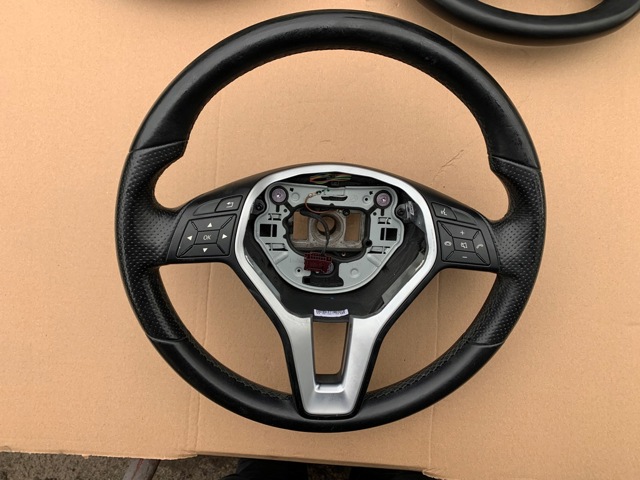 Рульове колесо A2184600518 MERCEDES