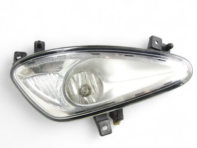 Туманка права A2218200256 MERCEDES