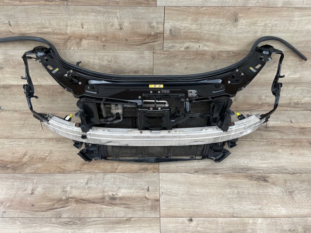 Дифузор радіатора охолодження, в зборі з мотором і крильчаткою A2219066500 MERCEDES
