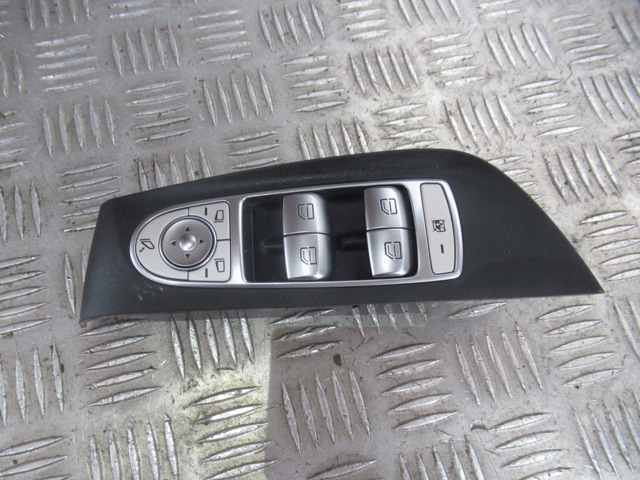 Кнопки переднього правого склопід'ємника A2229050309 MERCEDES