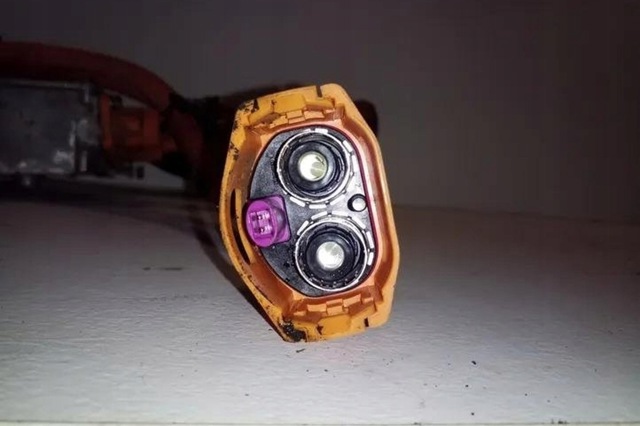 A2439001001 Mercedes