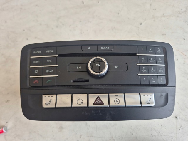 Блок кнопок центральної консолі A2469007915 MERCEDES