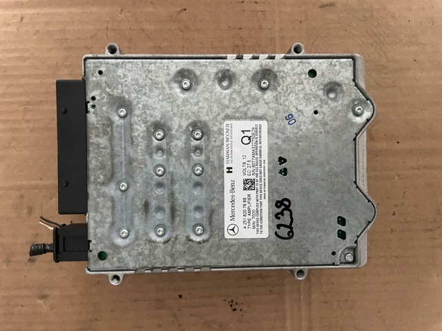 Підсилювач звуку аудіосистеми A2518207689 MERCEDES