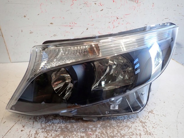 Блок фара ліва A4479067700 MERCEDES