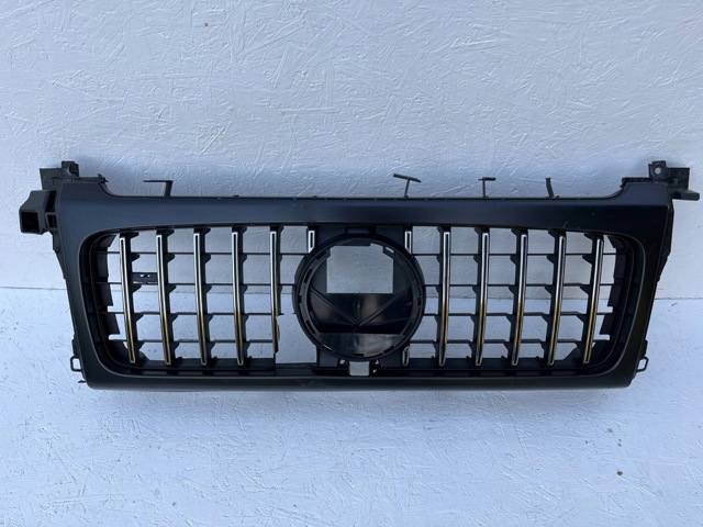 Решітка A4638885300 MERCEDES