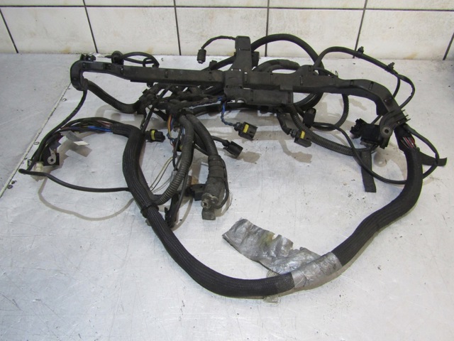 Електропроводка моторного віддсіка A6385407609 MERCEDES