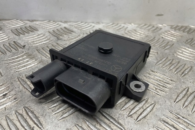 Реле накалу A6421533779 MERCEDES