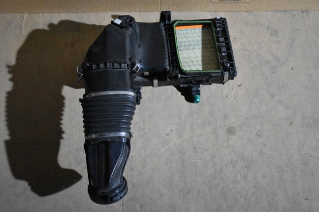 Корпус повітряного фільтра A6540902601 MERCEDES
