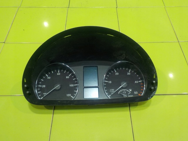 Щиток приладів A9069009802 MERCEDES