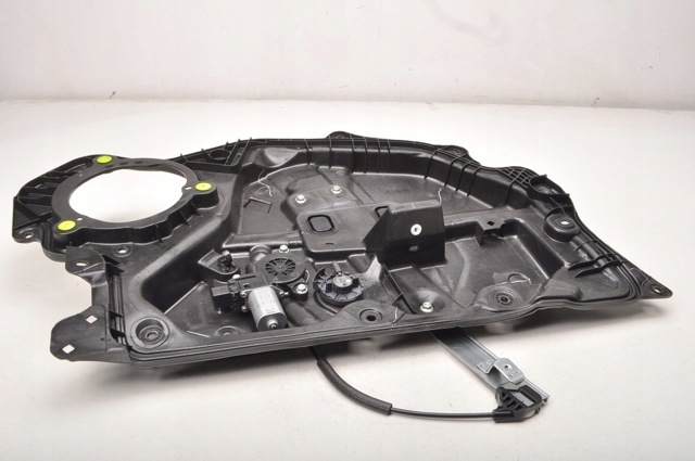Привід ліфта передній BHN95958X MAZDA