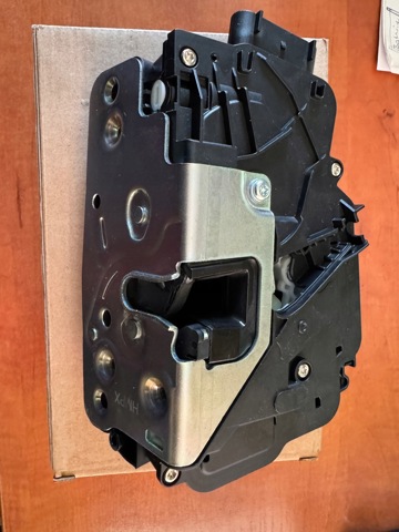 Замок задньої правої двостулкової двері BK31V264A00AC FORD