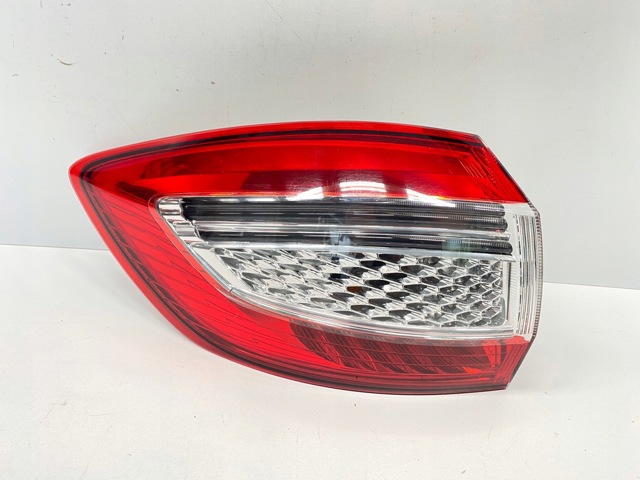 Ліхтар задній лівий, зовнішній BS7113405BD FORD