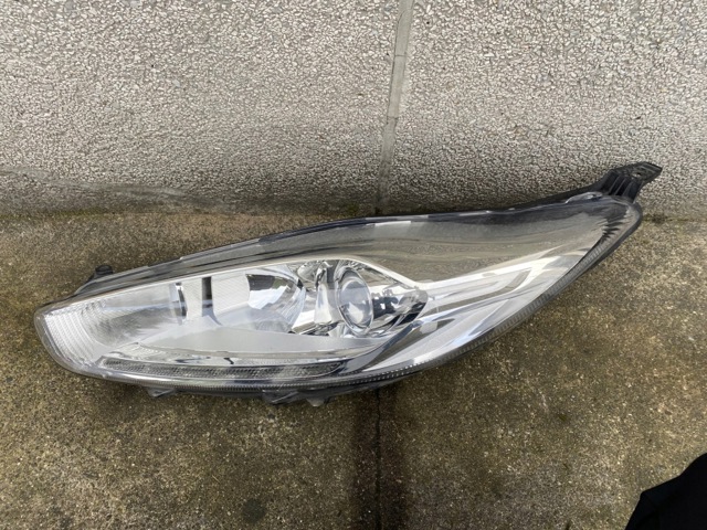 Фара передня права C1BB13W029CD FORD