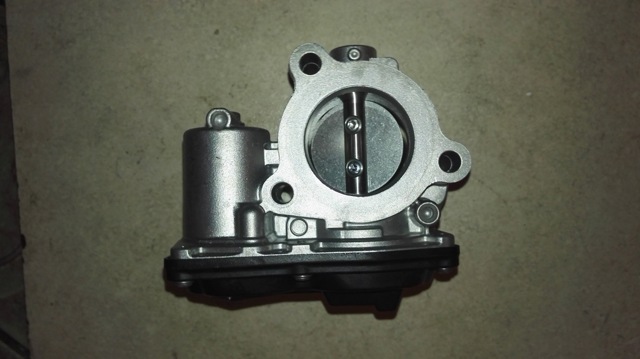 Блок дросельної заслінки CM5G9F991FC FORD
