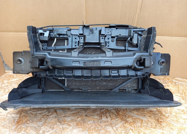 Конденсатор системи охолодження системи D11R61480A MAZDA