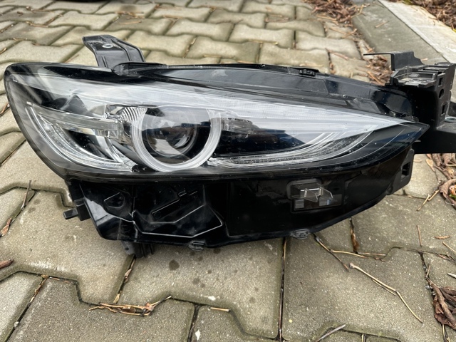 Основна фара - вставка GSJ551031B MAZDA