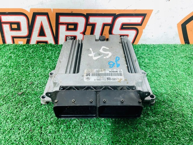 Блок двигуна LR038618 LAND ROVER
