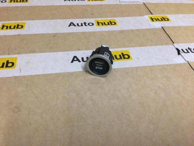 Кнопка запуску двигуна LR070381 LAND ROVER