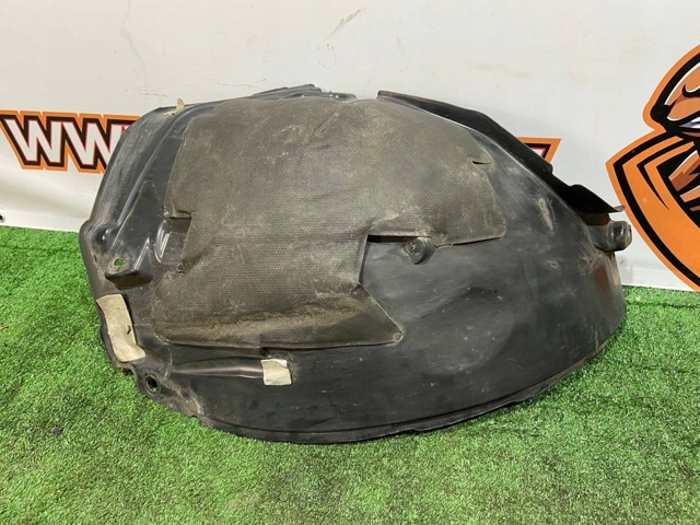 Підкрилок переднього крила, правий задній LR073061 LAND ROVER