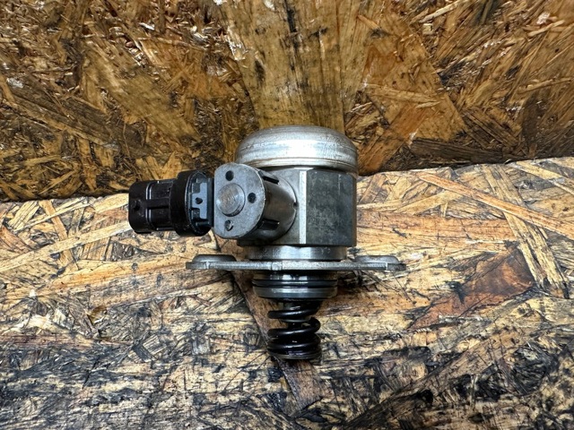 Система харчування двигуна LR091586 LAND ROVER