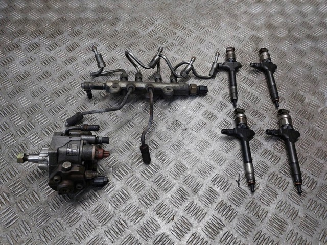 Форсунка паливна RF7J13H50 MAZDA