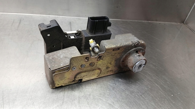 Замок передніх пасажирських дверей YC1AV21812BL FORD