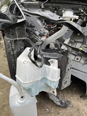 Водяний бачок омивача скла 8531547160 TOYOTA