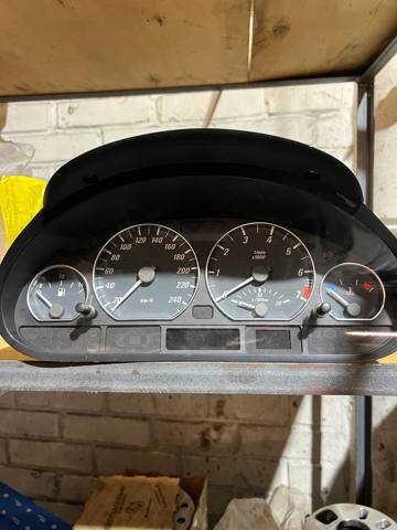 Щиток приладів 1036017005 BMW