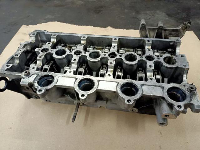 Головка блоку циліндрів 9641752610 FORD