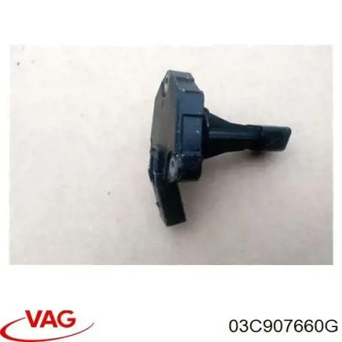 Датчик рівня мастила 03C907660G VAG