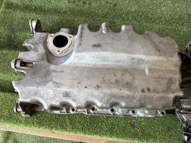 Захист двигуна 04L103603 VAG