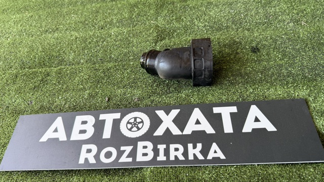 Патрубок турбіни вихлопних газів 04L131111M VAG