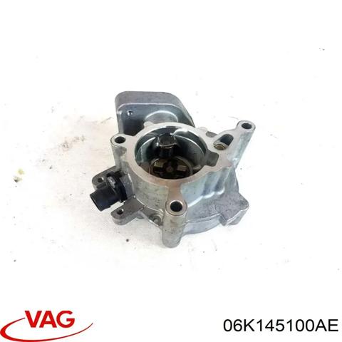 Насос вакуумний 06K145100AE VAG