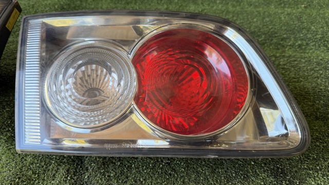 Фара задня права внутрішня 22661974 MAZDA