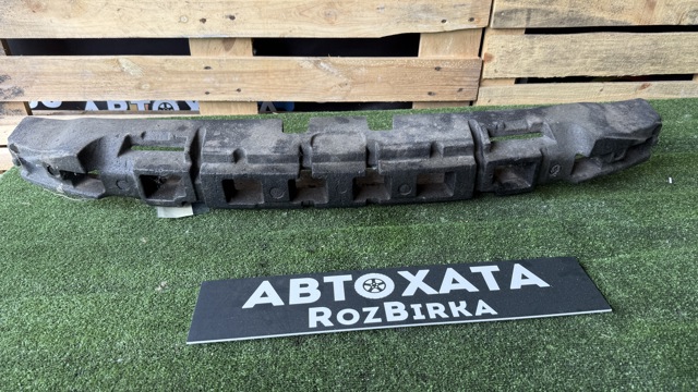 Абсорбер бампера переднього 3C0807248B VAG