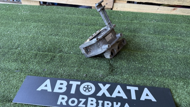 Права подушка мотора 3Q0199262J VAG