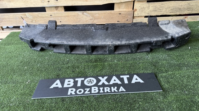 Абсорбер бампера переднього 3T0807248B VAG