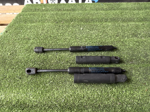Амортизатор під капот 51237207188 BMW