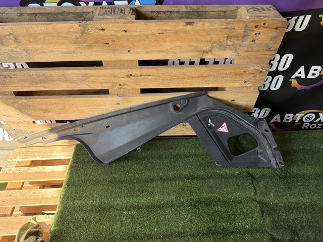 Накладка переднього лівого крила 51767019803 BMW