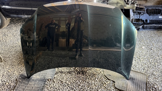 Капот 5L0823031 VAG