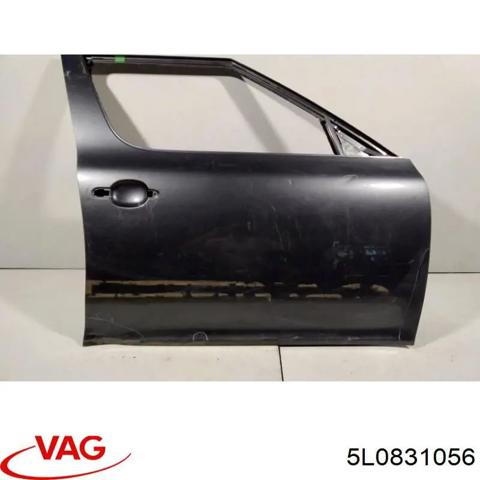Дверка передня права 5L0831056 VAG