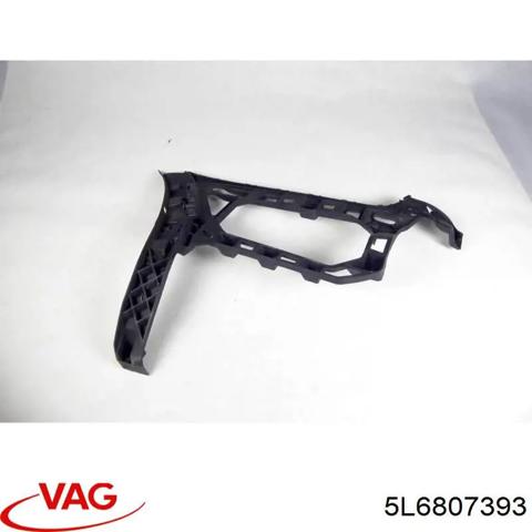 Напрямна заднього бампера, ліва 5L6807393 VAG