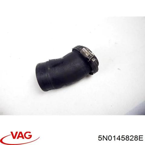 Шланг/патрубок інтеркуллера 5N0145828E VAG